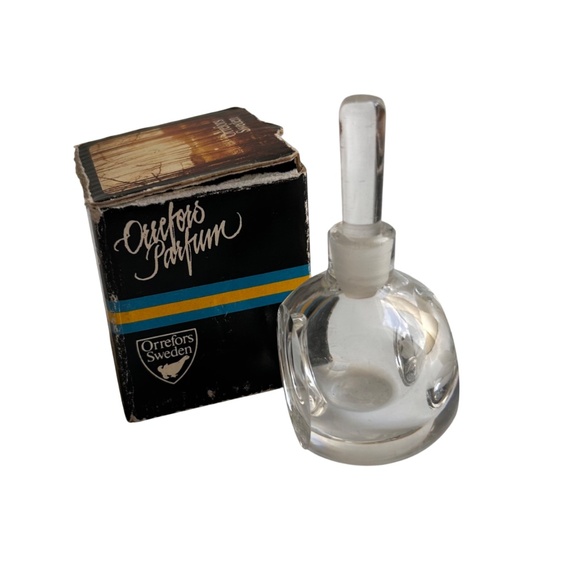 Vintage Orrefors Sweden Etched Crystal Perfume New in Original Boz - Picture 2 of 5